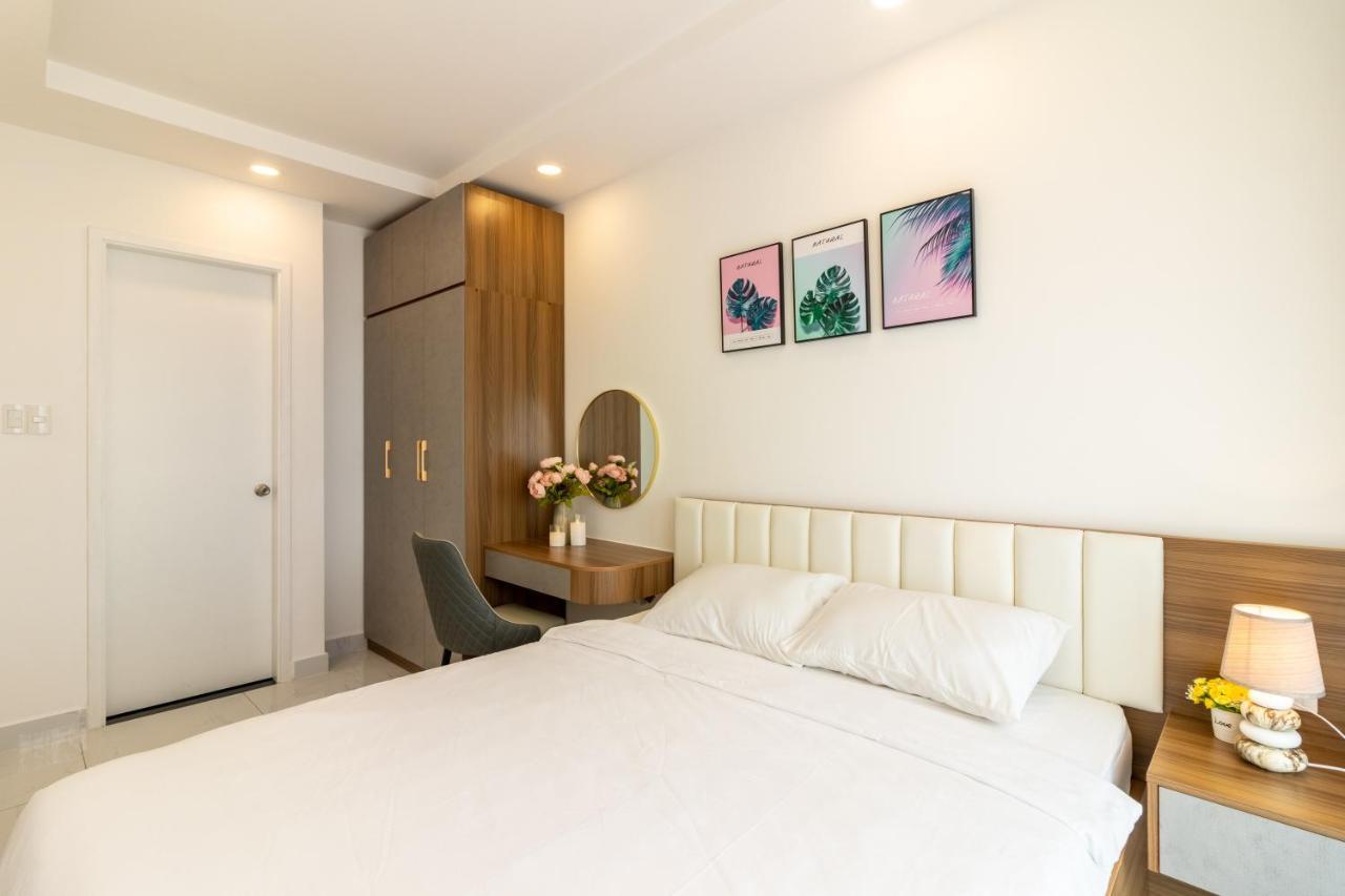 New Luxury 2br - Terra Royal Apartment